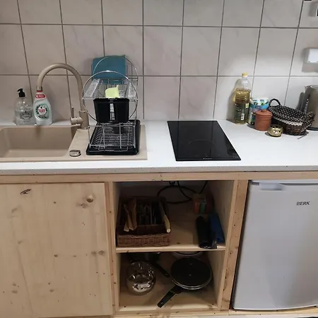 Affittacamere Private Tinyhouse - Blue House