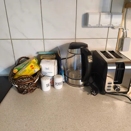 Affittacamere Private Tinyhouse - Blue House